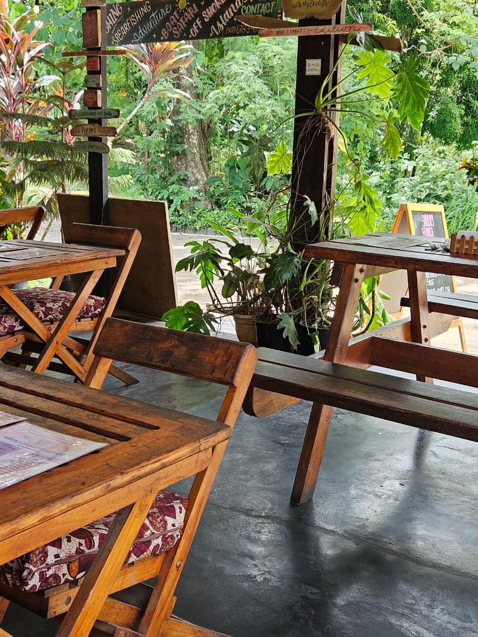 Sugar Mama's Café exterior — tropical vibes